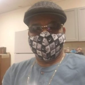 Meet your Posher, Bobby